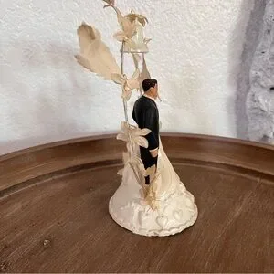 Vintage Wedding Cake Topper With Bride And Groom