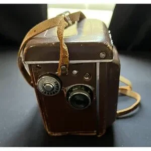 Vintage Yashica-D TLR Camera With 80mm F/3.5 Leather Case W/Strap And IOB