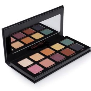 Violet Voss Essentials Palette New