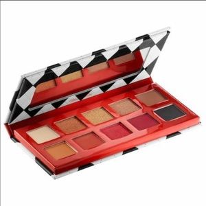 Violet Voss Oh Snap Eyeshadow Palette Brand New