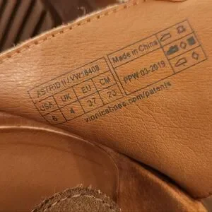 Vionic Astrid II Wedge Sandal Taupe Suede Size 6 Like New