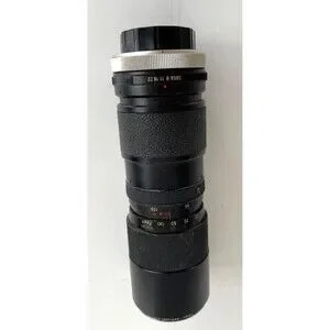 Vivitar 85-205mm F/3.8 Tele-Zoom Lens W/ Skylight Filter Lens Caps & Case