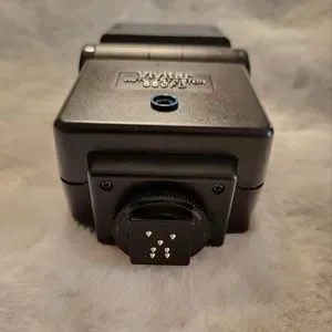 Vivitar Auto Thyristor 550FD Shoe Mount Camera Flash Untested
