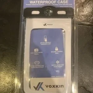 Voxkin Waterproof Case - Waterproof Phone Bag With Lanyard & Armband