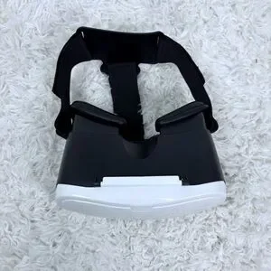 VR Adjustable Headset In Black And White