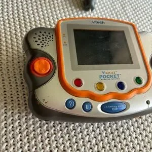 Vtech Vsmile Pocket Learning System For Parts Or To Be Fixed
