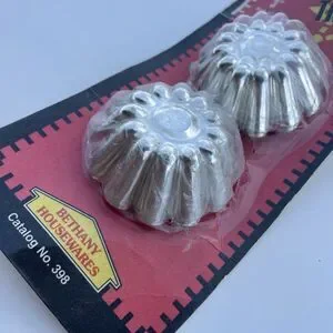 VTG Betgany Housewares #398 Sandbakkelse Tins 3” Set Of 12 Made In Sweden NOS
