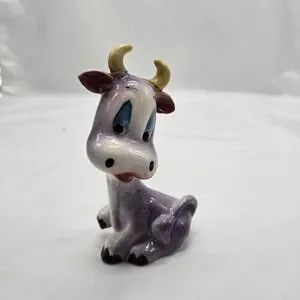 Vtg. Nasco Purple Sitting Cow Cartoon Figurine Single Salt and Pepper Shaker