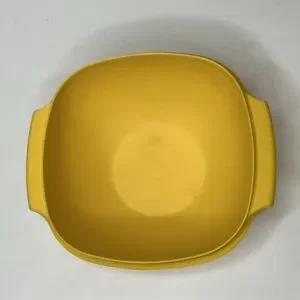 Vtg Tupperware Set Of 2 Gold Servalier Bowls W/Lids 836-9