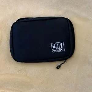 Waloo watch band holder