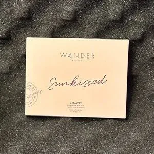 Wander Beauty Getaway Eye & Face Palette