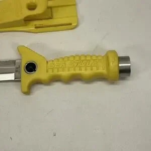 Wenoka Sea Style Dive Knife 8812 420 SS USA With Scabbard Yellow