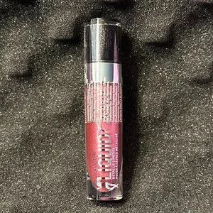 Wet n Wild Megalast Liquid Catsuit Metallic Lipstick