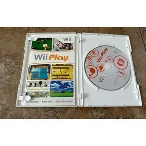 Wii Play (Nintendo Wii 2007) Complete With Manual