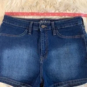 Wild Fable Stretch High Rise Mom Shorts Shortie