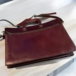 Winn International Vintage NEW Leather Briefcase Attache Case Cordovan Burgundy