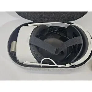 WN Occulus Meta Quest 2 All-in-One Wireless VR Headset 256GB W Controllers Case