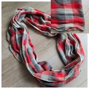 Women's one size Dark bold orange gray & tan Plaid Infinity Scarf EUC Women's one size Dark bold orange gray & tan Plaid Infinity Scarf EUC