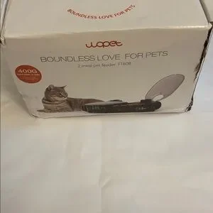 Wopet Pet Feeder NIB