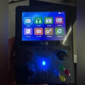 X6 Handheld Retro Video Game Console 3.5 Inch Screen 20 000 Games - 32GB - Black