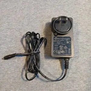 Xin5 Power Supply Model A381 Input 100-240V Output 12V 5' Cable