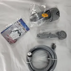 Yoo.Mee Intelligent Pet Showering Manager High Pressure Handheld Shower Head NEW