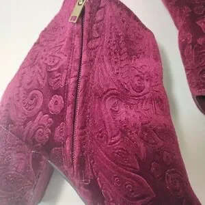 ZigiSoho Nydia Women's Size 9 Burgundy Velvet Brocade Style Zip Up Ankle Boots