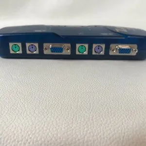 Zonet KVM3004 4-port KVM Switch Without VGA Monitor Cables